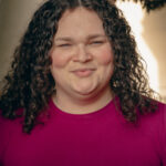 Ana Mercado, Receptionist